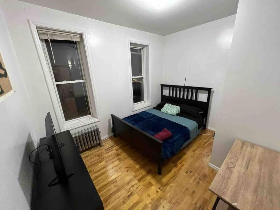 Flat 5 Minutes From Times Square Apartment New York City Exterior photo